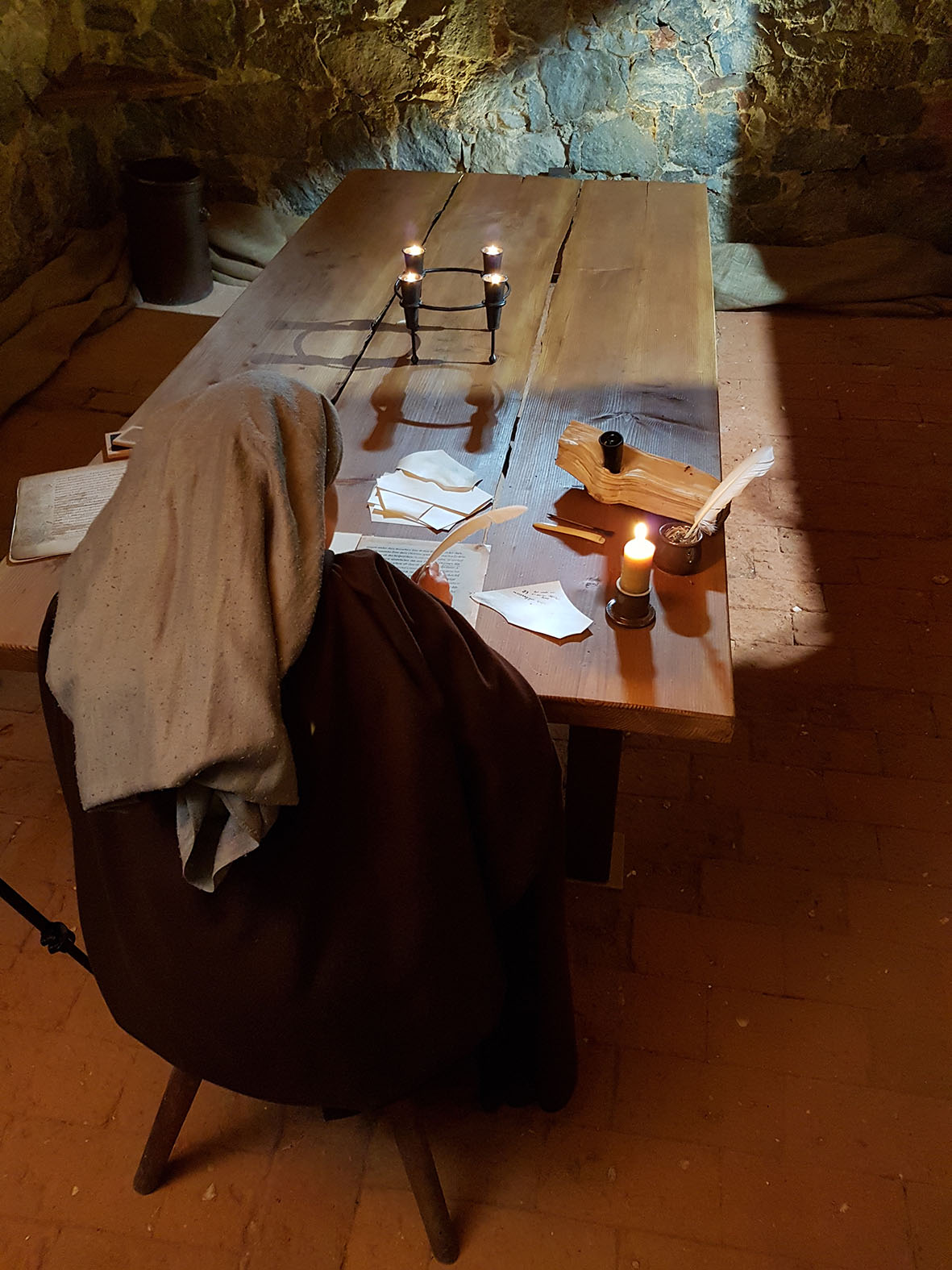 Schreibszene, Dr. Aletta Leipold, Bild: SAW