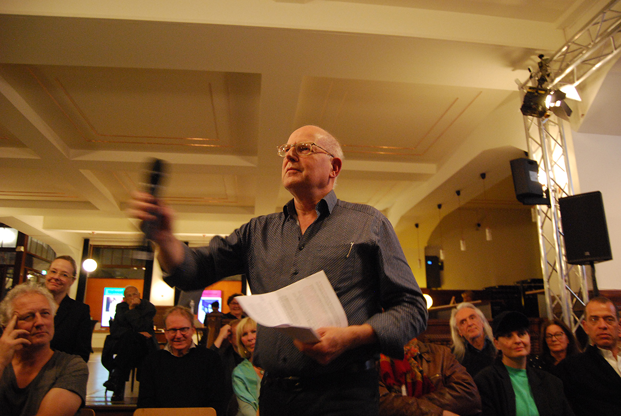 Die Diskussion zwischen Daniel Fulda und Dirk Oschmann schraubte sich im wahrsten Sinne des Wortes nach oben, Foto: Birgit Pfeiffer